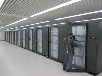 Самый быстрый суперкомпьютер создан в Китае